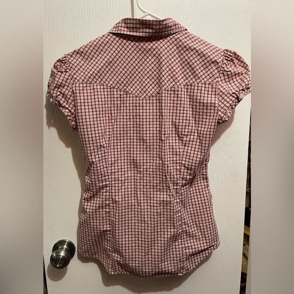 Old Navy cap sleeve button up - Picture 3 of 3